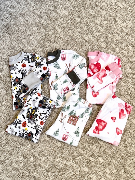 Burts Bees Baby Other - Burt’s Bees Kids’ and Honest Baby Organic Holiday Pajama Bundle—6Y